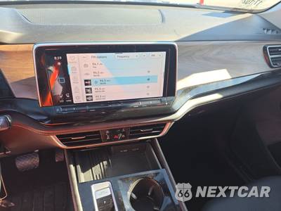 2025 Volkswagen Atlas 2.0T SE w/Technology - zdjęcie 11 z 23 - miniatura