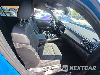 2025 Volkswagen Atlas Cross Sport 2.0T SE w/Technology - zdjęcie 8 z 33 - miniatura