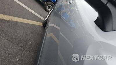 2025 Toyota Corolla Cross LE - zdjęcie 21 z 35 - miniatura