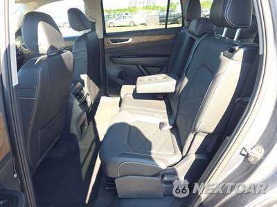 2025 Volkswagen Atlas 2.0T SE w/Technology - zdjęcie 13 z 24 - miniatura
