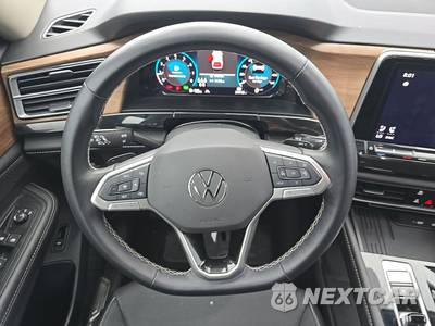 2025 Volkswagen Atlas 2.0T SE w/Technology - zdjęcie 10 z 30 - miniatura
