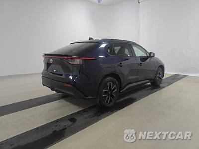 2026 Toyota bZ XLE - zdjęcie 4 z 20 - miniatura