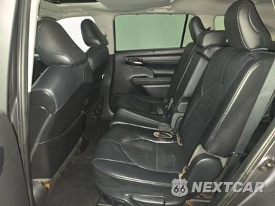 2021 Toyota Highlander XLE - zdjęcie 13 z 24 - miniatura
