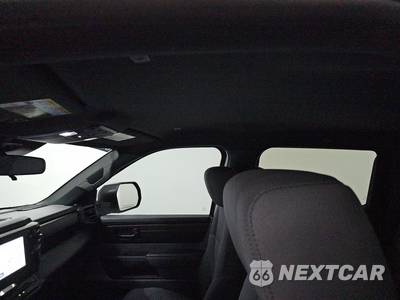 2026 Toyota Tundra SR Crew Cab Short Bed - zdjęcie 18 z 18 - miniatura