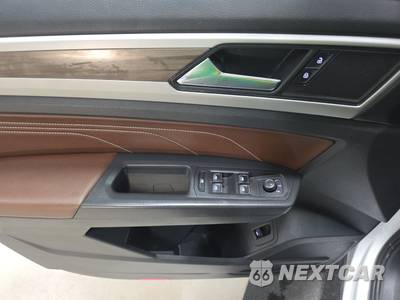 2023 Volkswagen Atlas 2.0T SEL - zdjęcie 9 z 30 - miniatura