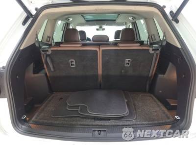 2023 Volkswagen Atlas 2.0T SEL - zdjęcie 17 z 30 - miniatura