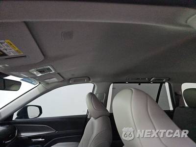 2024 Toyota Grand Highlander XLE - zdjęcie 18 z 24 - miniatura