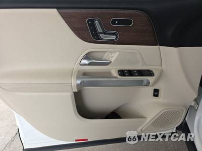 2023 Mercedes-Benz GLB 250 4MATIC - zdjęcie 9 z 24 - miniatura