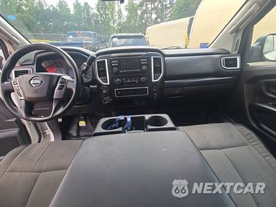 2018 Nissan TITAN S Crew Cab Short Bed - zdjęcie 11 z 41 - miniatura