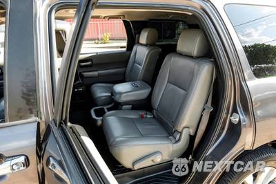 2015 Toyota Sequoia Limited - zdjęcie 48 z 50 - miniatura