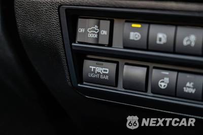 2026 Toyota Tundra i-FORCE MAX TRD Pro Crew Cab Short Bed - zdjęcie 41 z 50 - miniatura