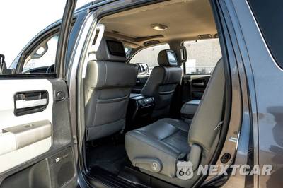2015 Toyota Sequoia Limited - zdjęcie 47 z 50 - miniatura