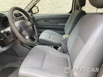 2004 Nissan Xterra XE - zdjęcie 9 z 23 - miniatura