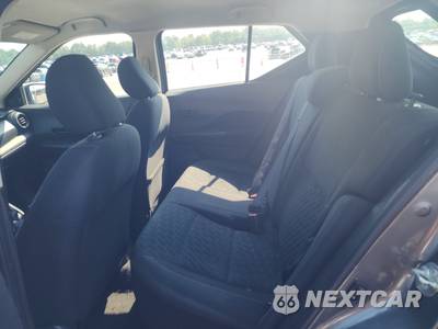 2022 Nissan Kicks S - zdjęcie 13 z 27 - miniatura