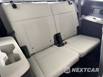 2025 Hyundai Santa Fe SEL - zdjęcie 39 z 49 - miniatura