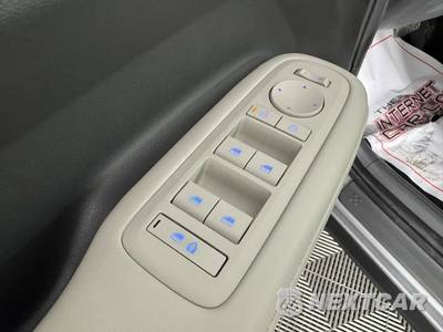 2025 Hyundai Santa Fe SEL - zdjęcie 42 z 49 - miniatura