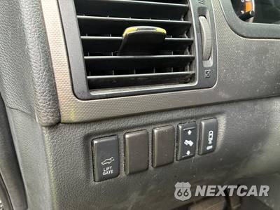 2014 Nissan Armada SV - zdjęcie 37 z 43 - miniatura