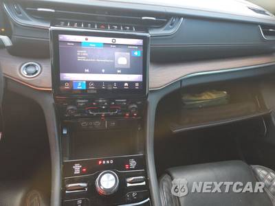 2022 Jeep Grand Cherokee Summit - zdjęcie 11 z 21 - miniatura