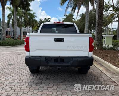 2017 Toyota Tundra SR5 Crew Cab Short Bed - zdjęcie 8 z 36 - miniatura