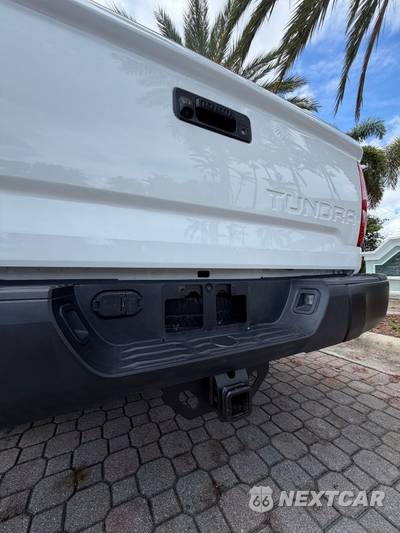 2017 Toyota Tundra SR5 Crew Cab Short Bed - zdjęcie 9 z 36 - miniatura