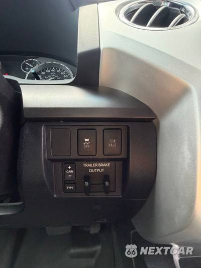 2017 Toyota Tundra SR5 Crew Cab Short Bed - zdjęcie 33 z 36 - miniatura