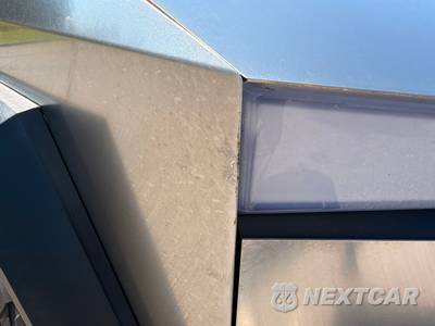 2024 Tesla Cybertruck Cyberbeast Crew Cab Medium Bed - zdjęcie 31 z 32 - miniatura