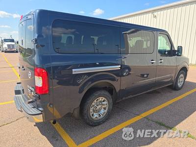 2016 Nissan NV3500 HD Passenger SL 146.1" WB - zdjęcie 4 z 22 - miniatura