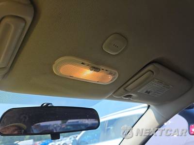 2015 Nissan Versa SV - zdjęcie 18 z 56 - miniatura