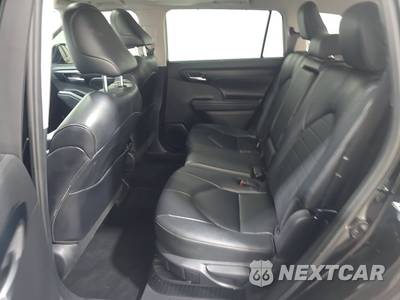 2025 Toyota Highlander Hybrid XLE - zdjęcie 13 z 32 - miniatura