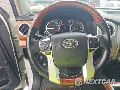 2016 Toyota Tundra 1794 Edition Crew Cab Short Bed - zdjęcie 10 z 28 - miniatura