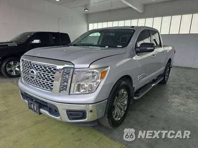 2019 Nissan TITAN SV Crew Cab Short Bed