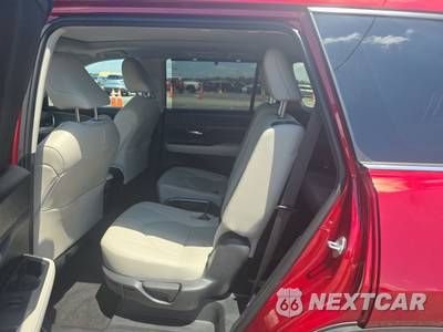 2025 Toyota Grand Highlander XLE - zdjęcie 13 z 23 - miniatura
