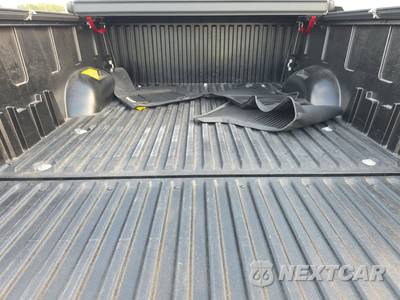 2024 Toyota Tundra SR5 Crew Cab Short Bed - zdjęcie 16 z 25 - miniatura