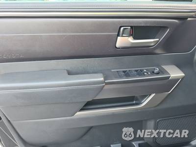 2024 Toyota Tundra SR5 Crew Cab Short Bed - zdjęcie 9 z 25 - miniatura