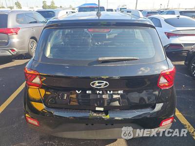 2025 Hyundai Venue SEL - zdjęcie 5 z 26 - miniatura