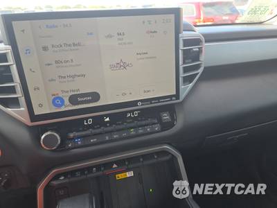 2024 Toyota Tundra Limited Crew Cab Short Bed - zdjęcie 12 z 35 - miniatura
