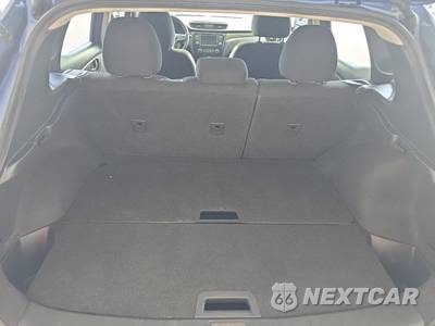 2019 Nissan Rogue Sport S - zdjęcie 16 z 27 - miniatura