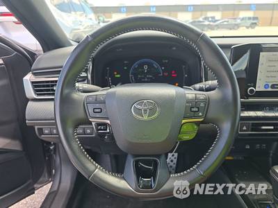 2026 Toyota Camry SE - zdjęcie 10 z 26 - miniatura