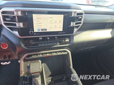 2023 Toyota Tundra SR5 Crew Cab Short Bed - zdjęcie 11 z 26 - miniatura