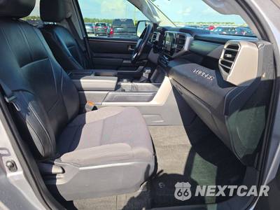 2023 Toyota Tundra SR5 Crew Cab Short Bed - zdjęcie 8 z 32 - miniatura