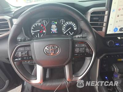 2023 Toyota Tundra Limited Crew Cab Short Bed - zdjęcie 10 z 24 - miniatura