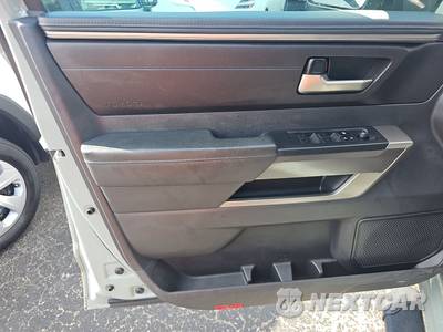 2024 Toyota Tundra SR5 Crew Cab Short Bed - zdjęcie 9 z 27 - miniatura