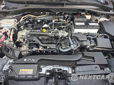 2025 Toyota Corolla Cross L - zdjęcie 15 z 25 - miniatura