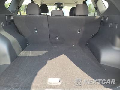 2026 Hyundai Tucson SEL Plus - zdjęcie 16 z 21 - miniatura