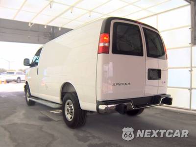 2025 GMC Savana 2500 Cargo Van 1WT 135.0" WB - zdjęcie 6 z 32 - miniatura