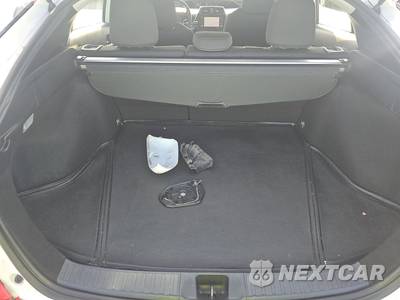 2022 Toyota Prius LE - zdjęcie 17 z 18 - miniatura