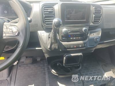 2025 Ram ProMaster 2500 Cargo Van Tradesman w/Passenger Seat Low Roof 136.0" WB - zdjęcie 11 z 45 - miniatura
