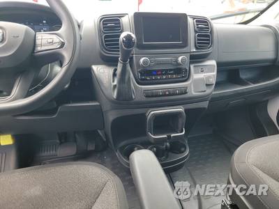 2025 Ram ProMaster 2500 Cargo Van Tradesman w/Passenger Seat Low Roof 136.0" WB - zdjęcie 11 z 25 - miniatura