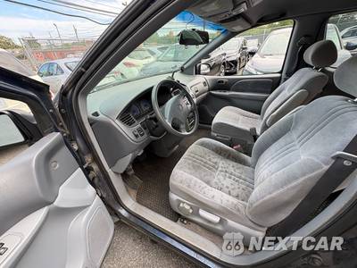 2003 Toyota Sienna LE 114.2" WB - zdjęcie 9 z 24 - miniatura