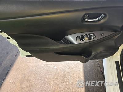 2023 Nissan LEAF S - zdjęcie 9 z 34 - miniatura